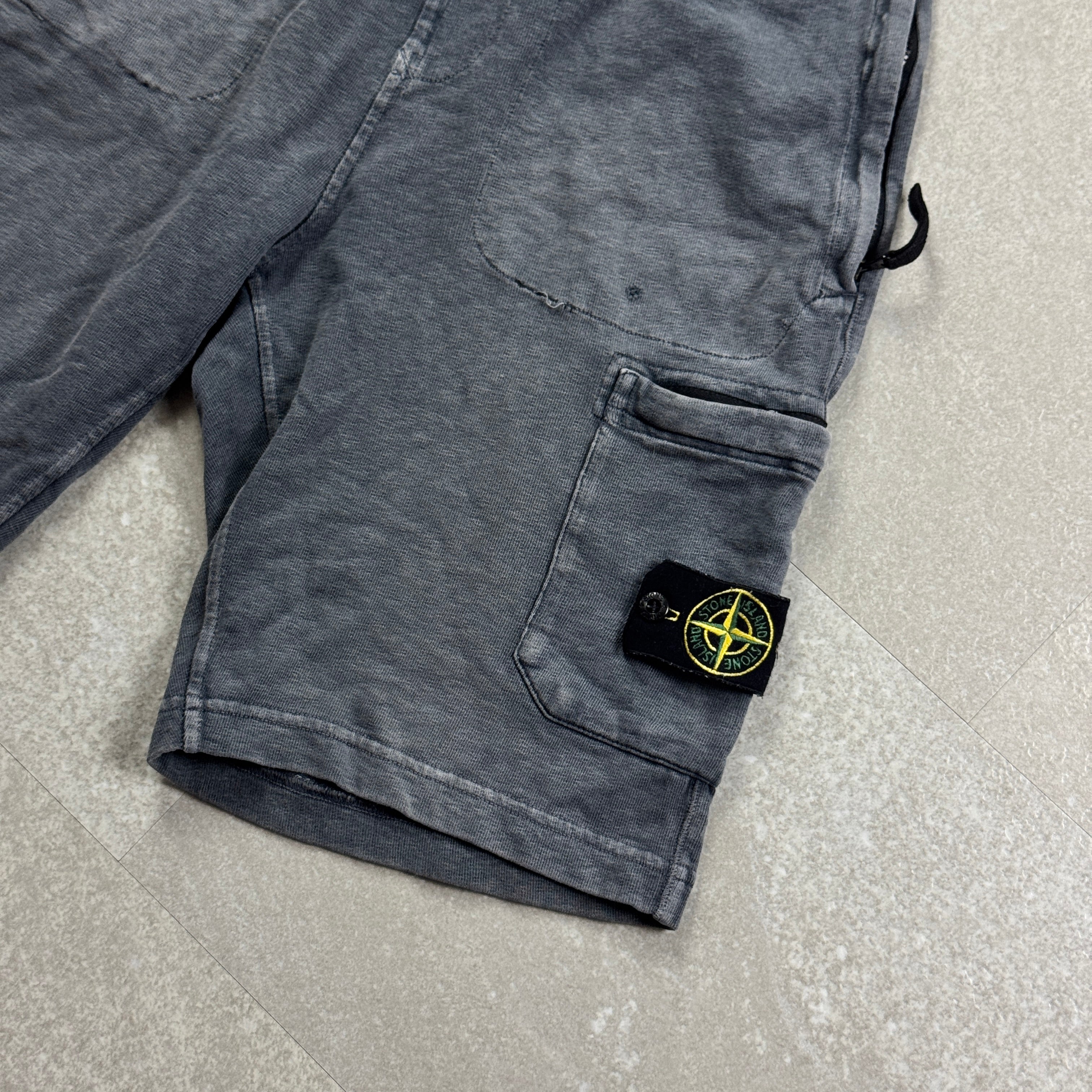 Stone Island Shorts (S)