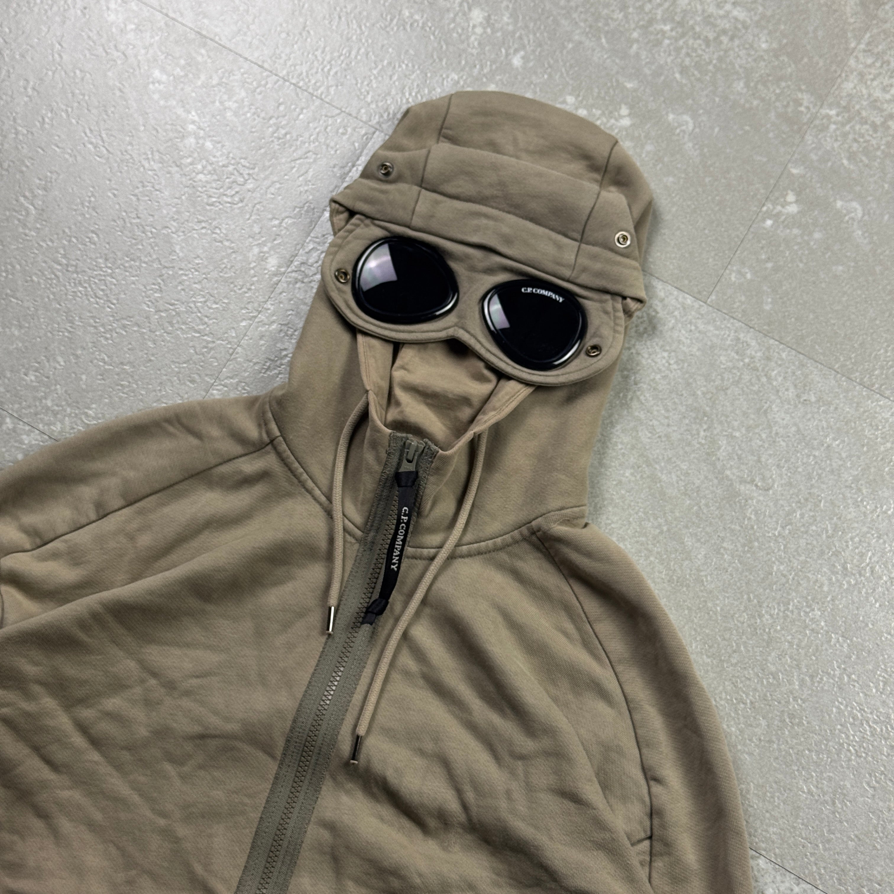 C.P Company Zipper (S)