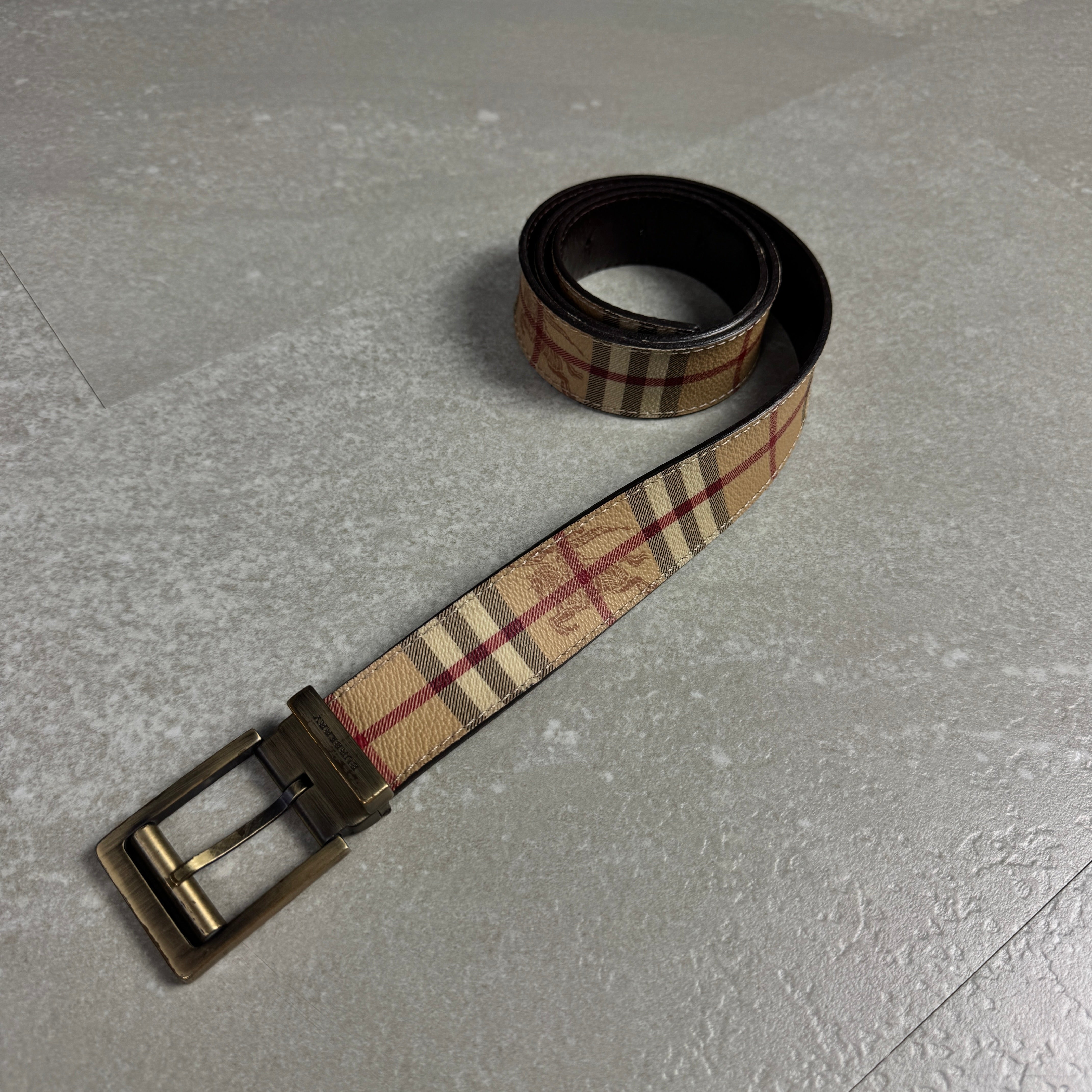 Burberry Gürtel (110cm)