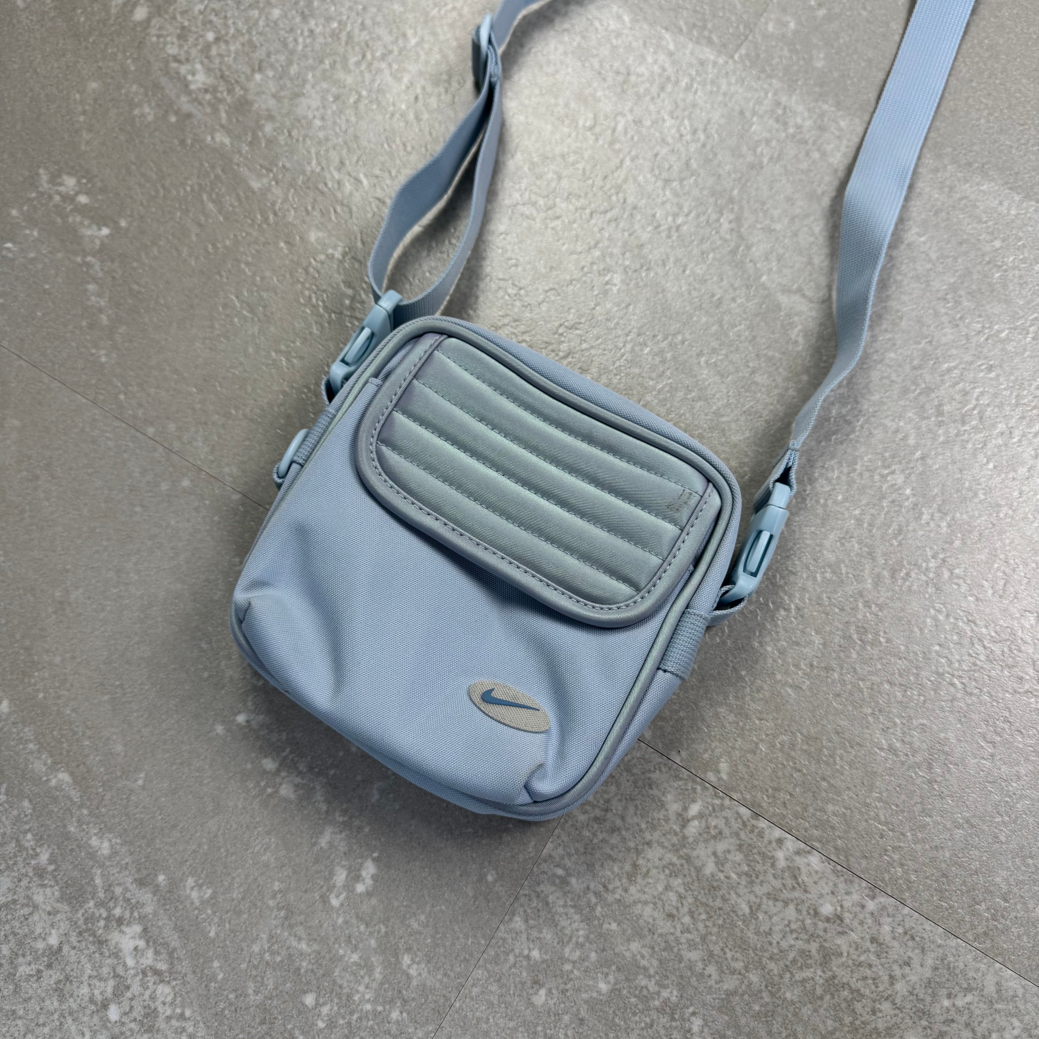 Vintage Nike Bag