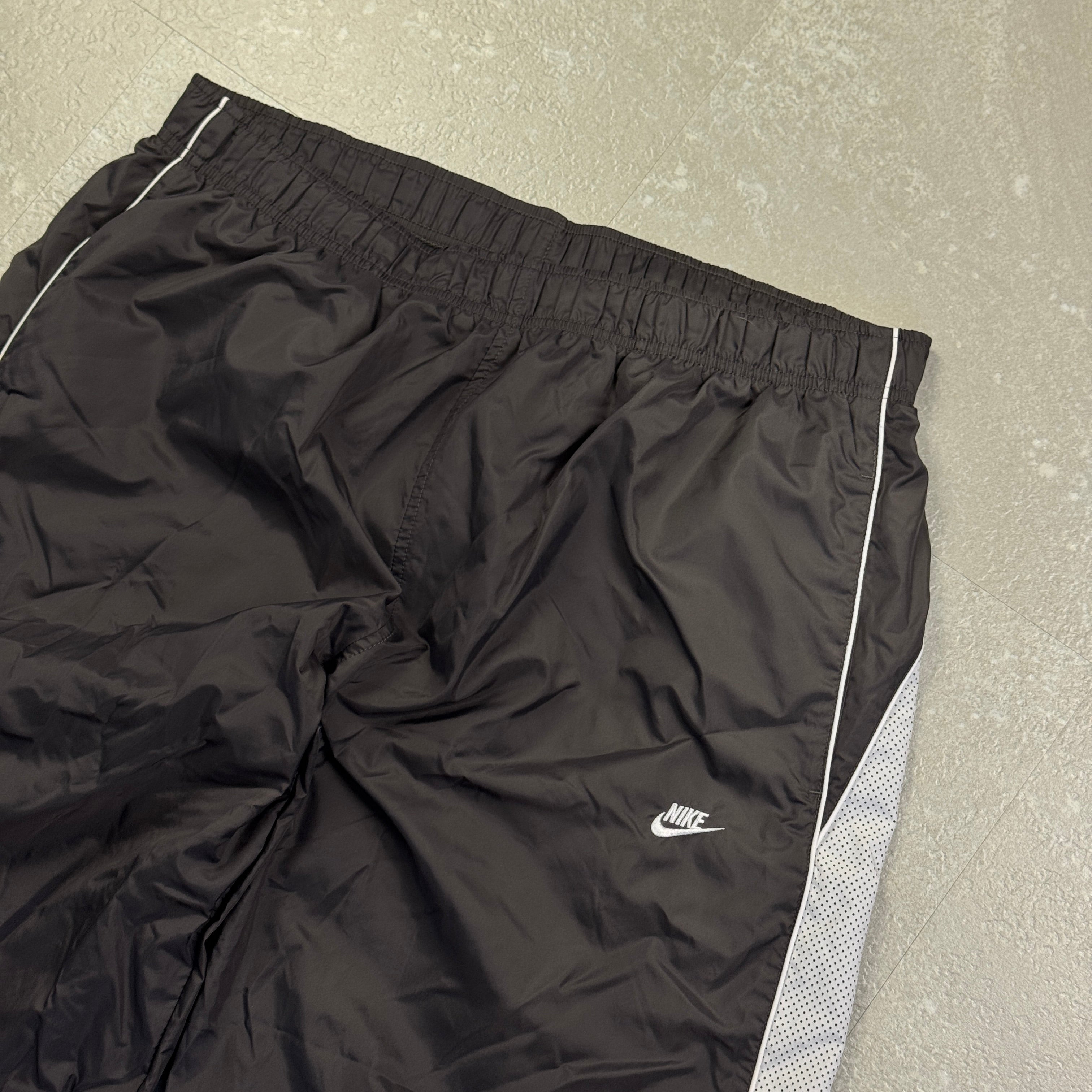 Vintage Nike Trackpants (XL)