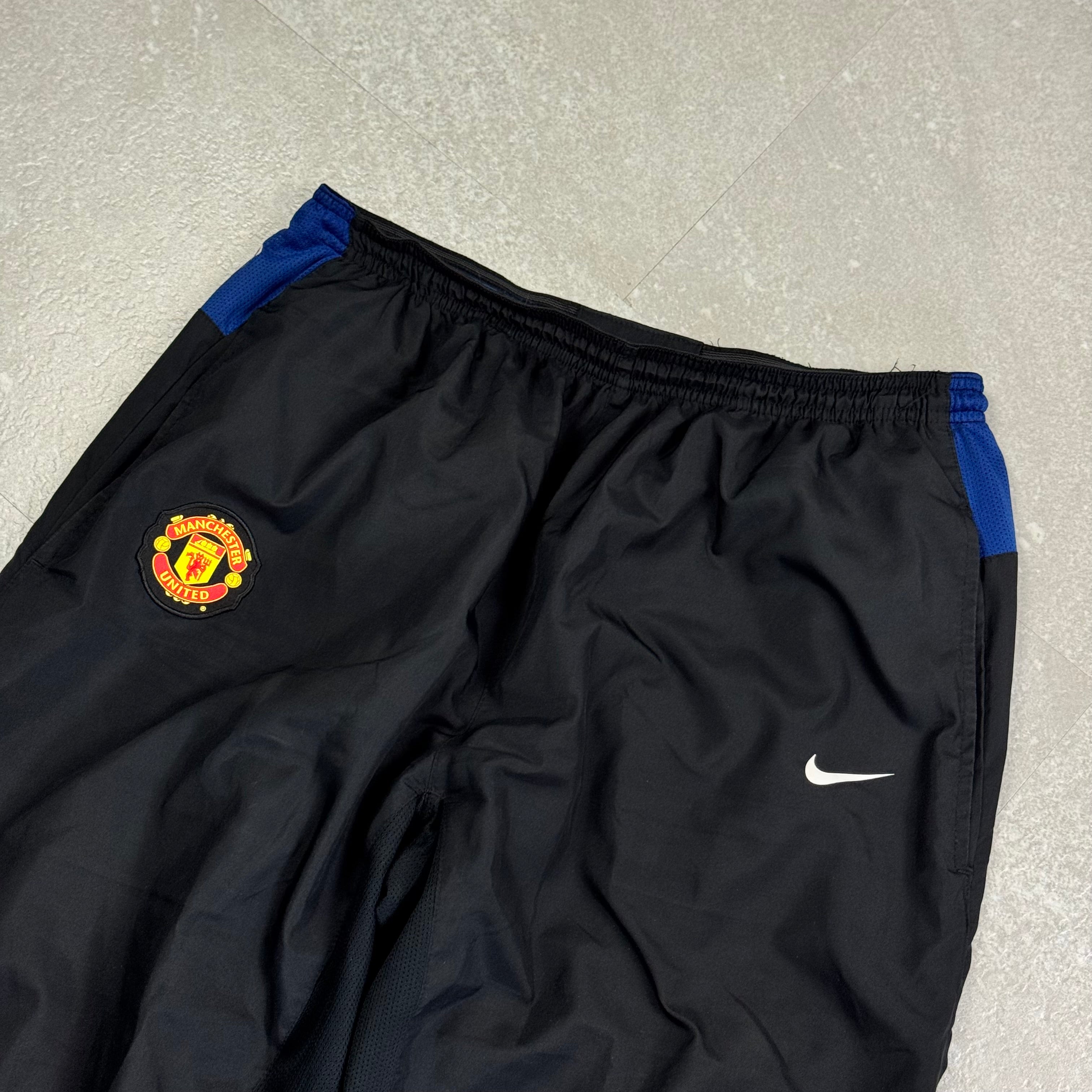 Manchester United Trackpants (L)