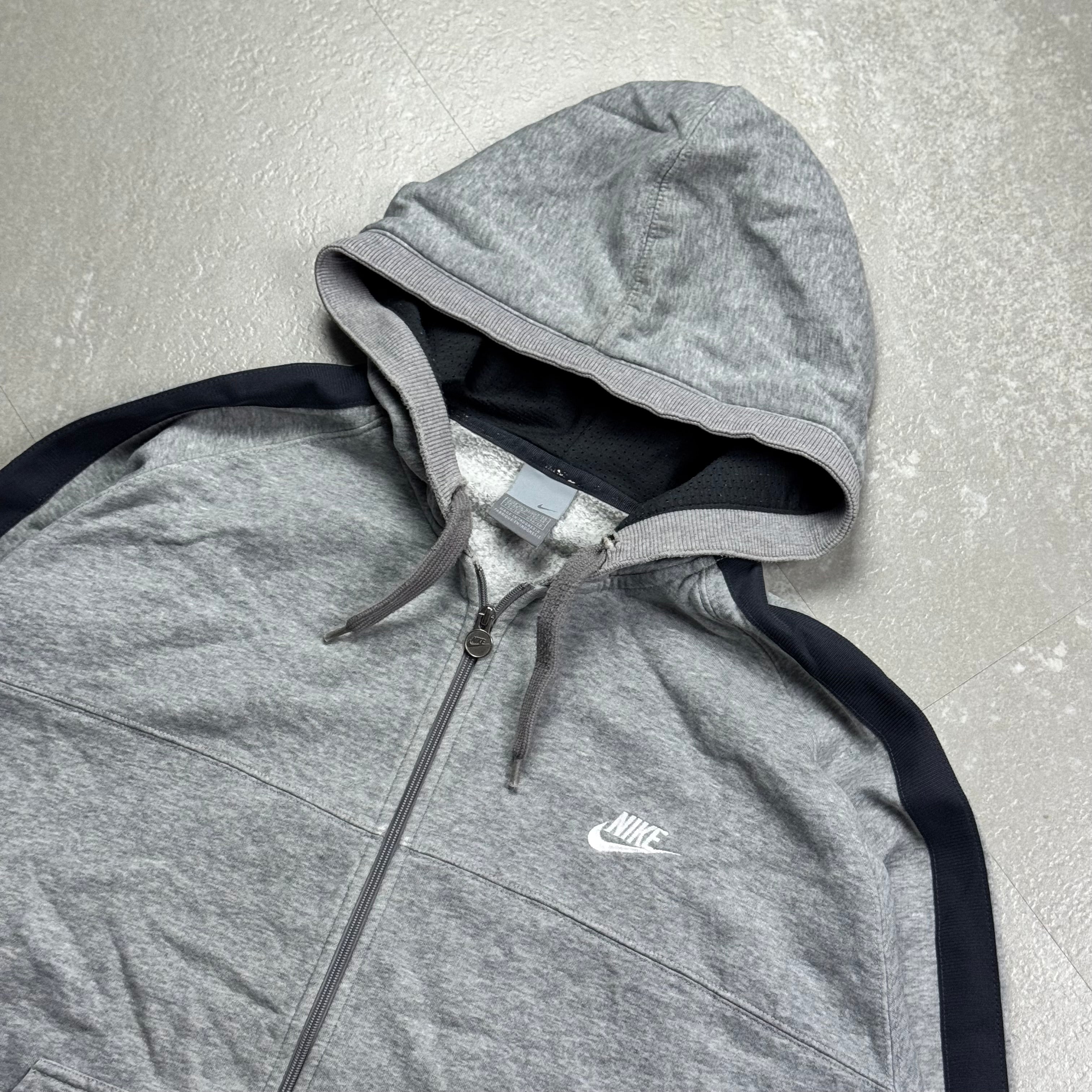 Vintage Nike Zipper (XL)
