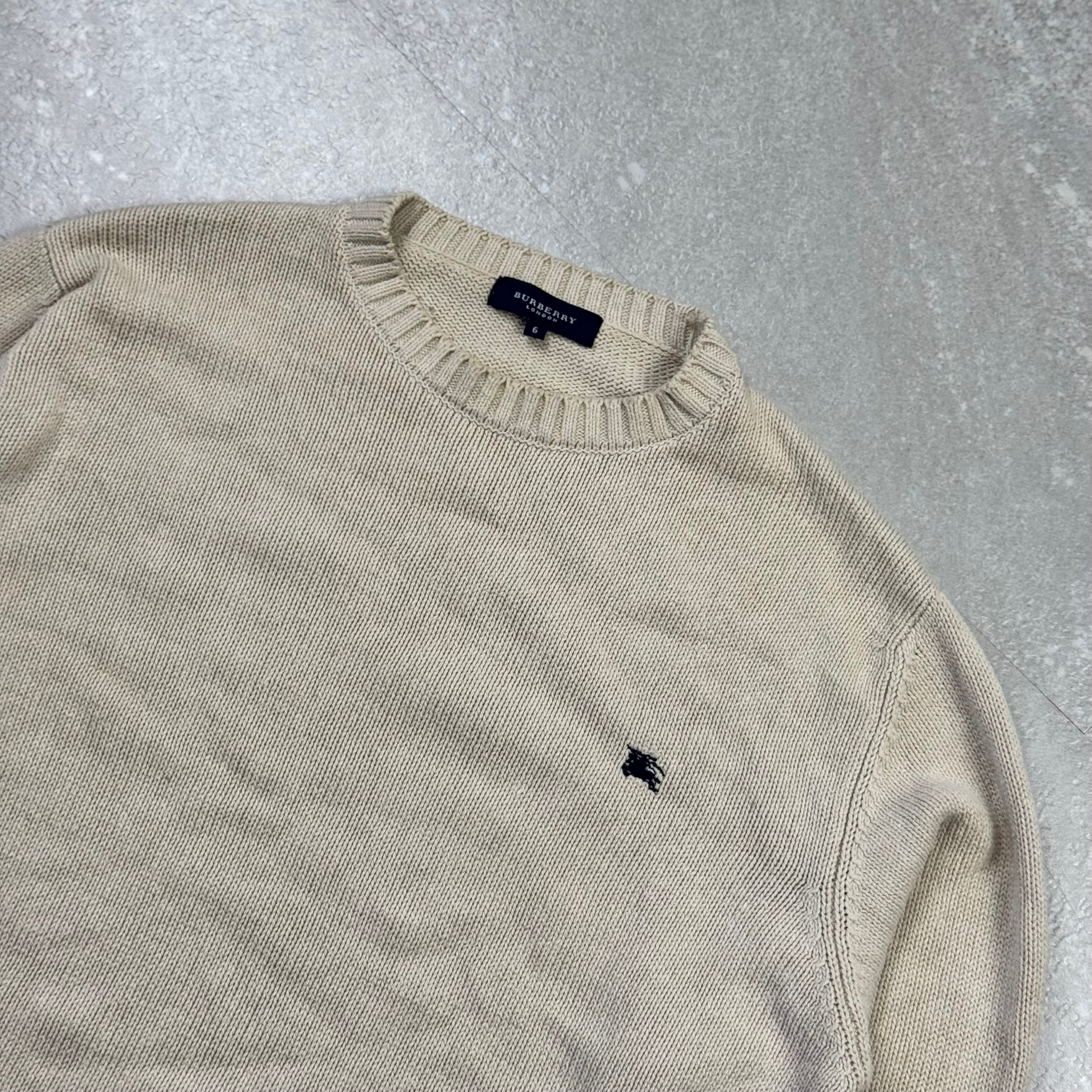Burberry Sweater (L)