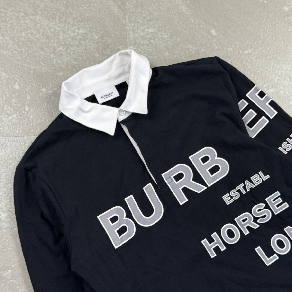 Burberry Longsleeve (XS)